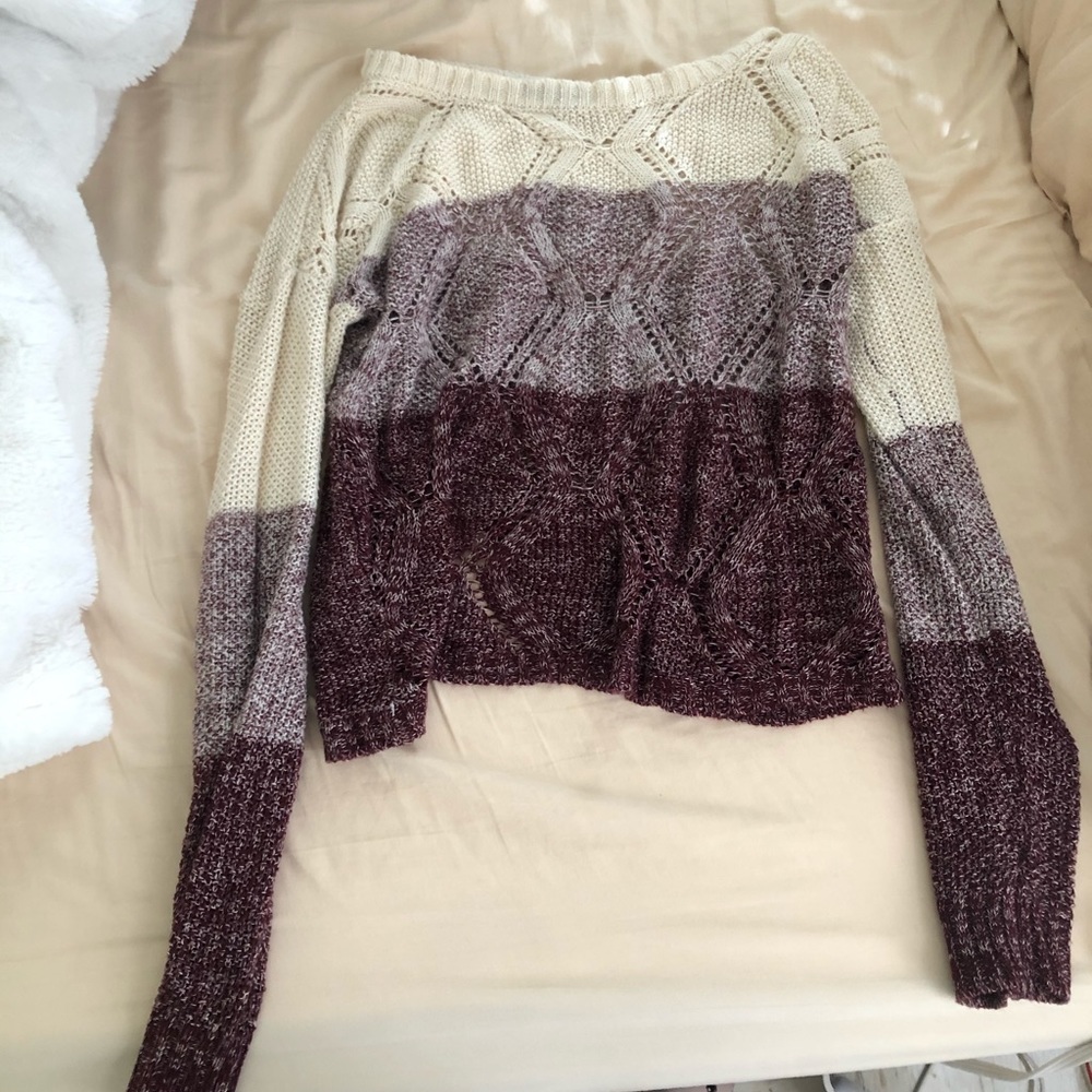 Ombré color block open back sweater!